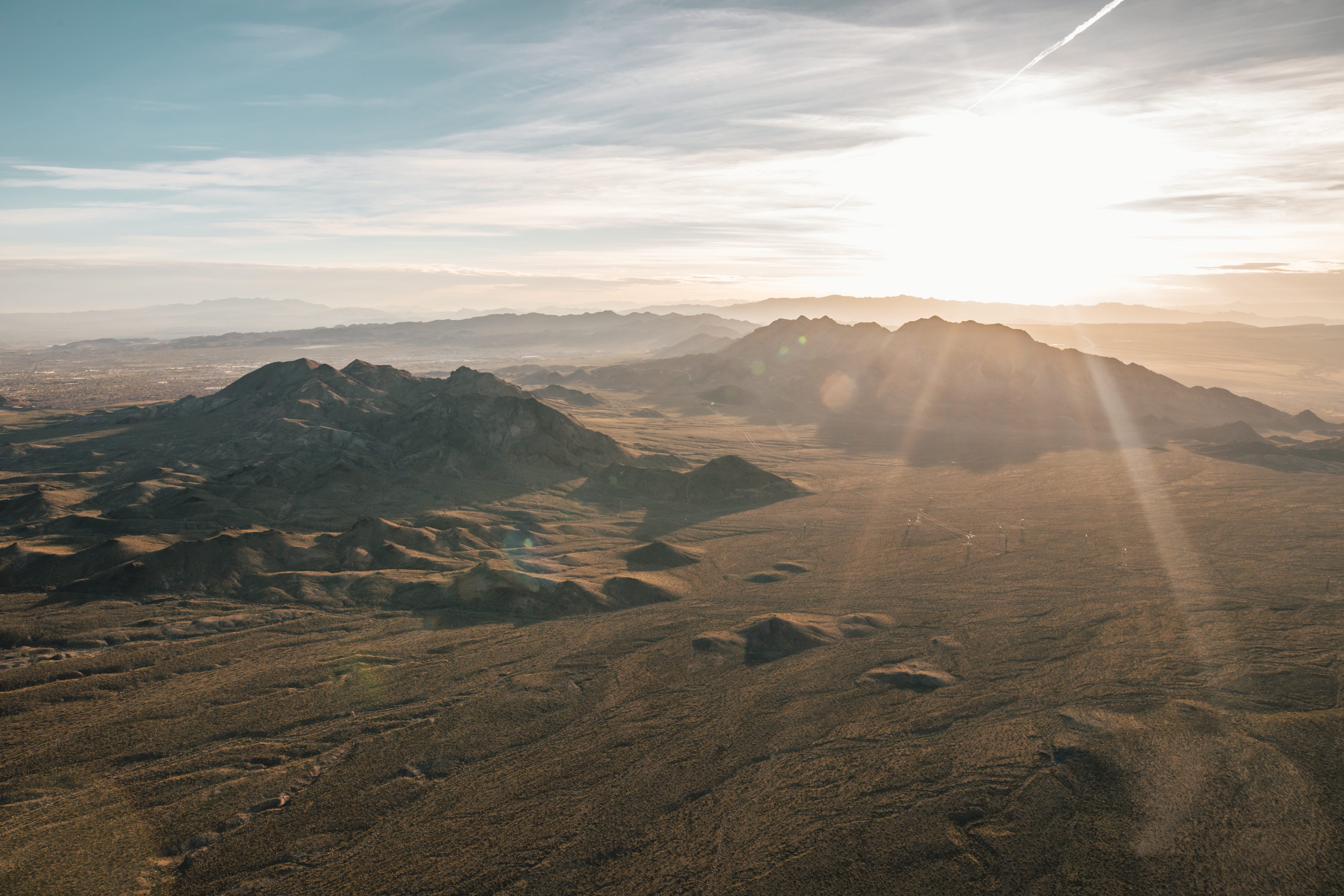 The Henderson community can get active with many nearby hikes. From trails with red rock views to historic petroglyph artwork, get the list of the best hikes.